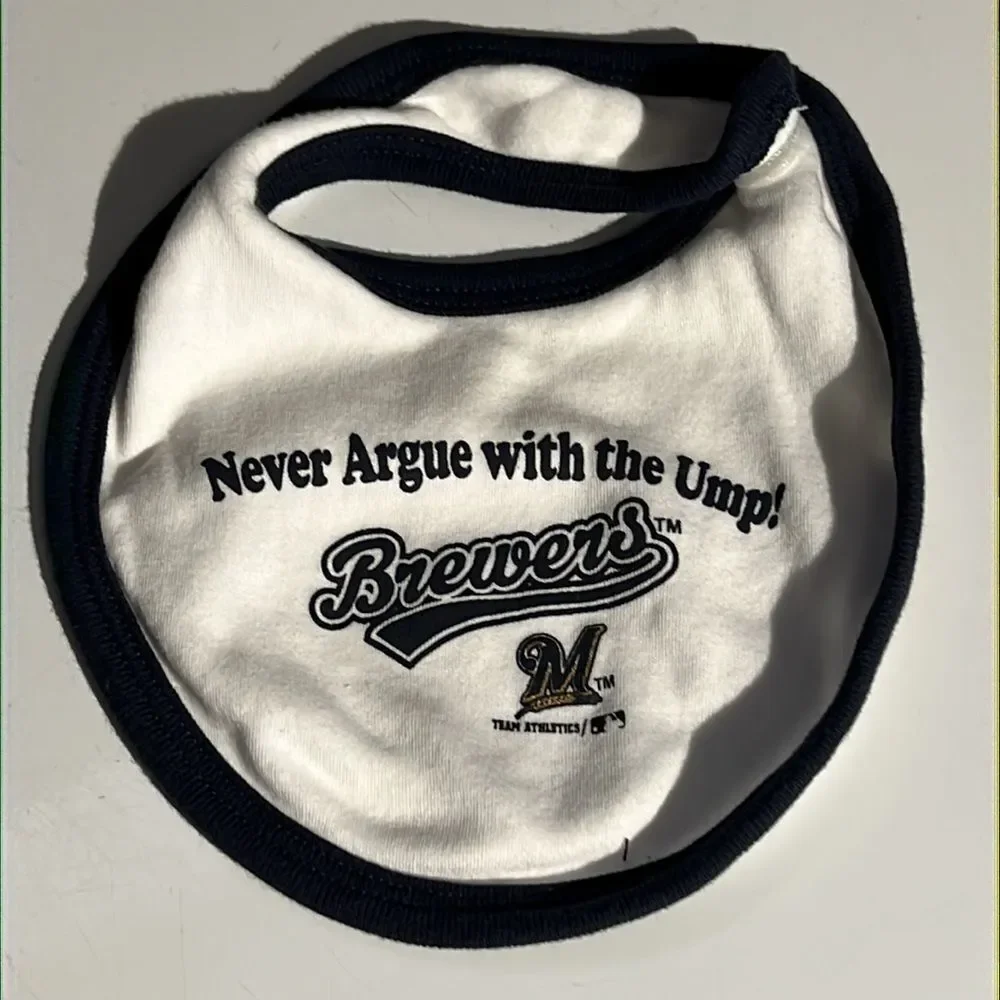 Milwaukee Brewers MLB Newborn Baby Bibs